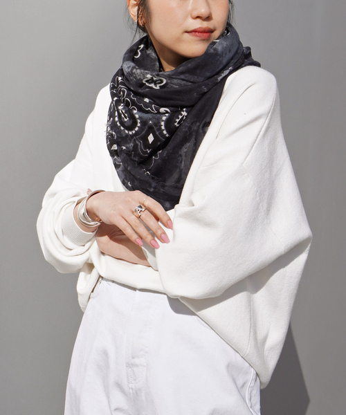 EVERYDAY I LIKE.（エヴリディアイライク）の「コットンカシミヤリラックスプルオーバー（ニット/セーター・レディース・ブラック/ホワイト/ネイビー・FREE）」の2枚目の写真