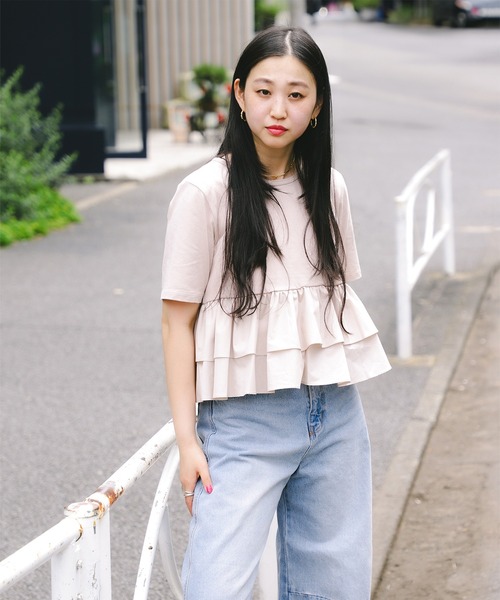 Ray BEAMS（レイビームス）の「ティアード キリカエ クルーネック Tシャツ（Tシャツ/カットソー・レディース・ホワイト/ブラック/ベージュ・ONE SIZE）」の5枚目の写真