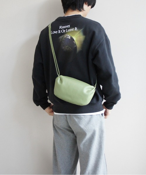 TIDEWAY（タイドウェイ）の「MASSU PLUMP SHOULDER（ショルダーバッグ・レディース・ブラック/グレー/カーキ/ブルー/レモンイエロー・FREE）」の14枚目の写真