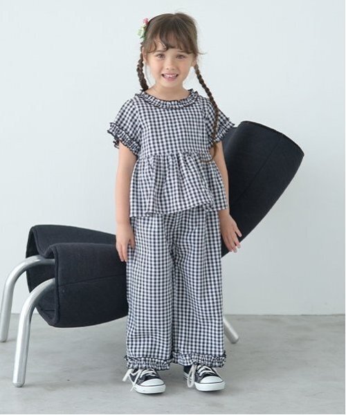 Lycee mine（リセマイン）の「【セットアップ】フリルブラウス&フリルワイドパンツ（セットアップ・キッズ・ブラック/サックスブルー/ライトグレー/カラフル/ブルー/ミント・120cm/140cm/130cm/150cm/110cm/100cm）」の6枚目の写真
