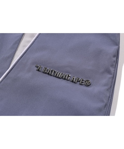 A BATHING APE（アベイシングエイプ）の「BATHING APE LOGO NYLON TRACK PANTS（その他パンツ・メンズ・チャコール/ブラック・MEDIUM/X-LARGE/LARGE/SMALL）」の6枚目の写真