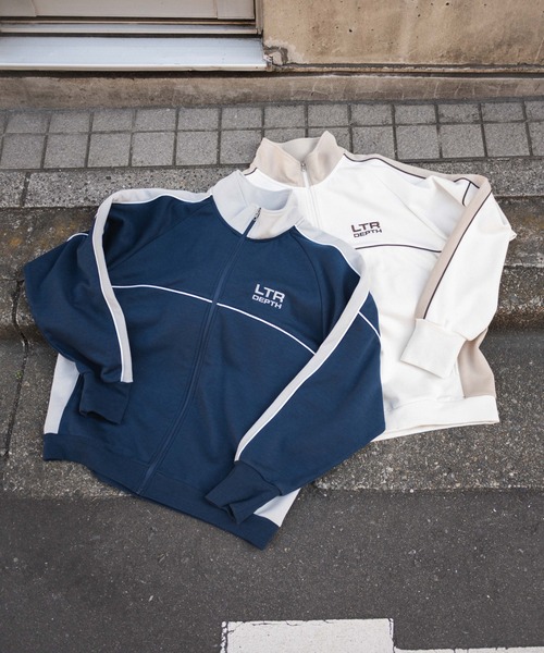 LTR DEPTH(レイターデプス)の「LTR DEPTH/パイピングトラックジャケット(ジャージ・メンズ・ネイビー/オフホワイト・MEDIUM/LARGE)」の14枚目の写真