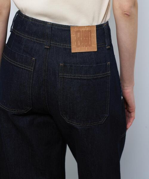 LANVIN en Bleu(ランバンオンブルー)の「デニムバギーパンツ(デニムパンツ・レディース・ネイビー・34/36/38/40)」の8枚目の写真