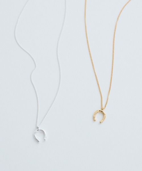 VIS(ビス)の「ホースシューネックレス(ネックレス・レディース・シルバー/ゴールド・FREE)」の4枚目の写真