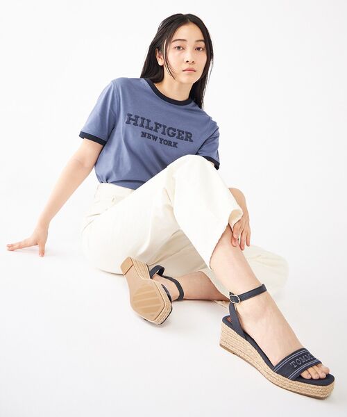 TOMMY HILFIGER(トミーヒルフィガー)の「【オンライン限定】【ユニセックス】トミーヒルフィガー モノタイプリンガーTシャツ(Tシャツ/カットソー・メンズ・ブルー/ホワイト/ネイビー/ベージュ・X-LARGE/X-SMALL/SMALL/LARGE/MEDIUM)」の14枚目の写真
