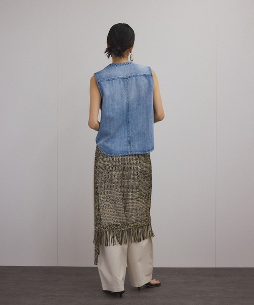 RED CARD TOKYO(レッドカード)の「【RED CARD TOKYO(レッドカードトーキョー)for SALON】別注GILET blouse / デニムジレベスト(ベスト・レディース・ブルー系その他6・FREE)」の7枚目の写真