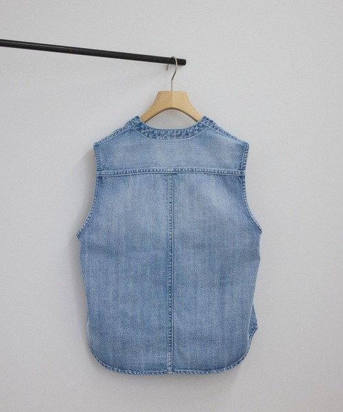 RED CARD TOKYO(レッドカード)の「【RED CARD TOKYO(レッドカードトーキョー)for SALON】別注GILET blouse / デニムジレベスト(ベスト・レディース・ブルー系その他6・FREE)」の9枚目の写真