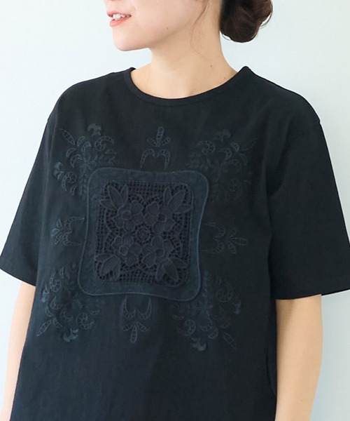 yuni コットンレース刺繍Tシャツ △コットンレース刺繍Tシャツ（Tシャツ/カットソー）｜yuni