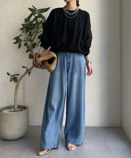 DouDou(ドゥドゥ)の「【WEB限定】MA1ポケット切替プルオーバー(Tシャツ/カットソー・レディース・ブラック/カーキ/オフホワイト・FREE)」の14枚目の写真