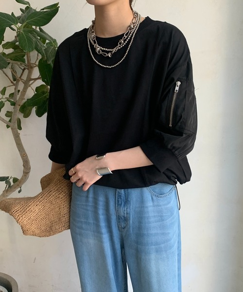DouDou(ドゥドゥ)の「【WEB限定】MA1ポケット切替プルオーバー(Tシャツ/カットソー・レディース・ブラック/カーキ/オフホワイト・FREE)」の3枚目の写真