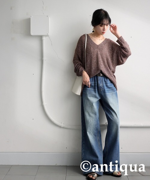 antiqua(アンティカ)の「Vネックスラブニット(ニット/セーター・レディース・アイボリー/ブラウン/グリーン/ネイビー・ONESIZE)」の11枚目の写真