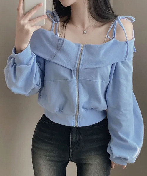 VIVID LADY(ビビッドレディー)の「肩紐付き ジップアップ オフショルダートレーナー(スウェット・レディース・アイボリー/ブラック/ライトブルー・FREE)」の18枚目の写真