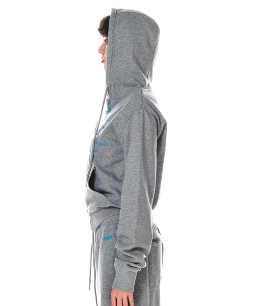 BEEDEN(ビーデン)の「EMBROIDERY JUST FIT ZIP HOODIE(パーカー・レディース・ホワイト/ブルー/グレー・FREE)」の22枚目の写真