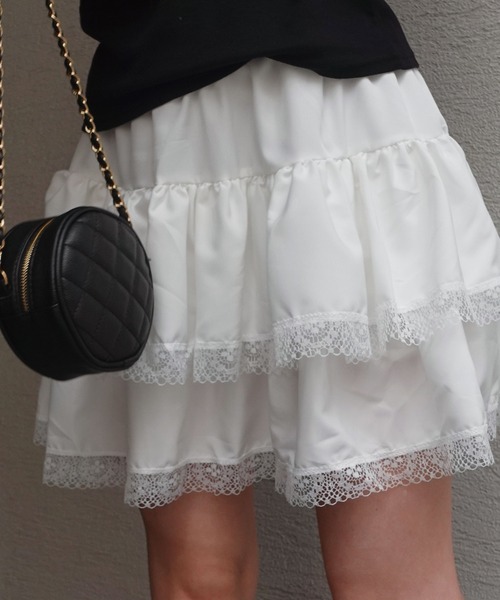 Lots of Love（ロッツオブラブ）の「レースティアードミニスカート（スカート・レディース・ブラック/ホワイト・M）」の4枚目の写真