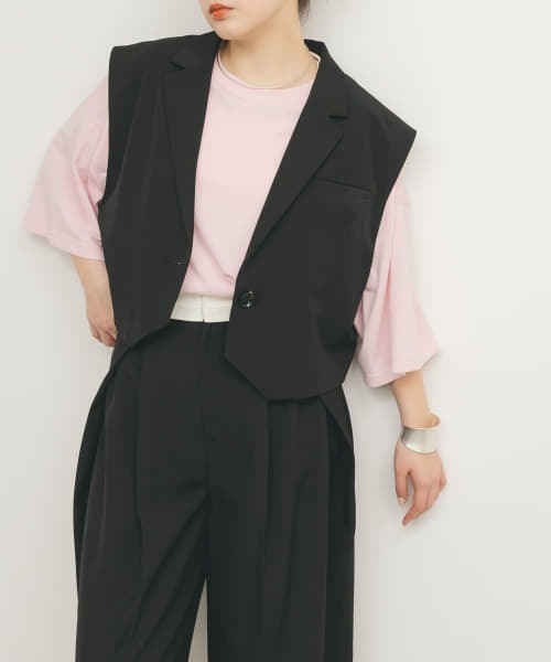 KBF（ケイビーエフ）の「ルーズテーラードベスト（その他アウター・レディース・ベージュ系その他/ブラック・ONE）」の9枚目の写真