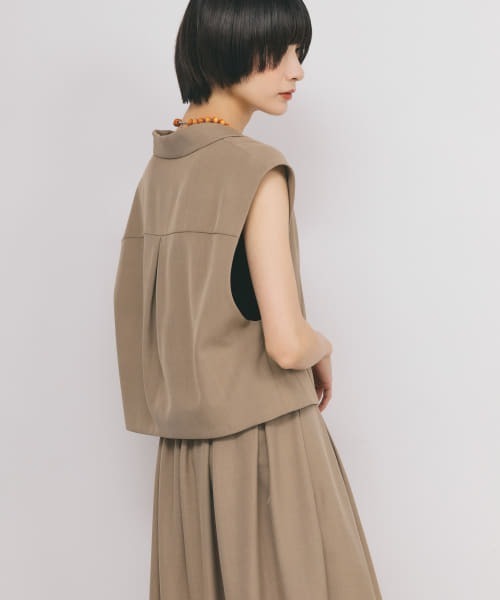 KBF（ケイビーエフ）の「ルーズテーラードベスト（その他アウター・レディース・ベージュ系その他/ブラック・ONE）」の16枚目の写真