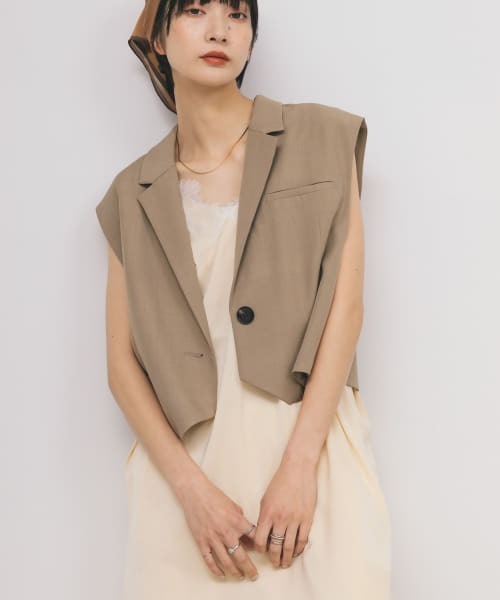 KBF（ケイビーエフ）の「ルーズテーラードベスト（その他アウター・レディース・ベージュ系その他/ブラック・ONE）」の22枚目の写真