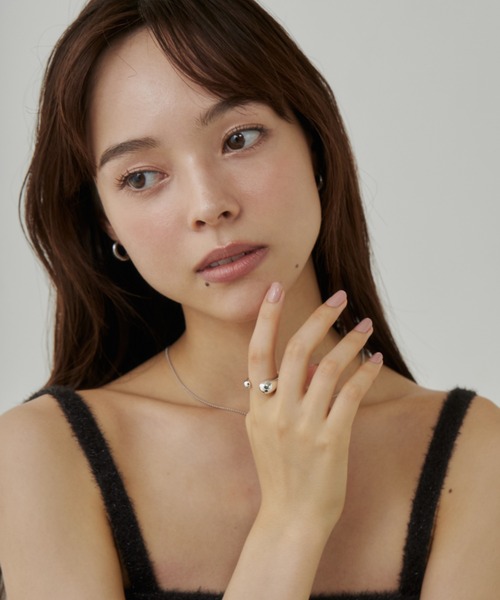 ciite' surgical stainless（シーテサージカルステンレス）の「【 金属アレルギー対応 】ドロップリング / drop ring サージカルステンレス（リング・レディース・シルバー/ゴールド・FREE）」の8枚目の写真