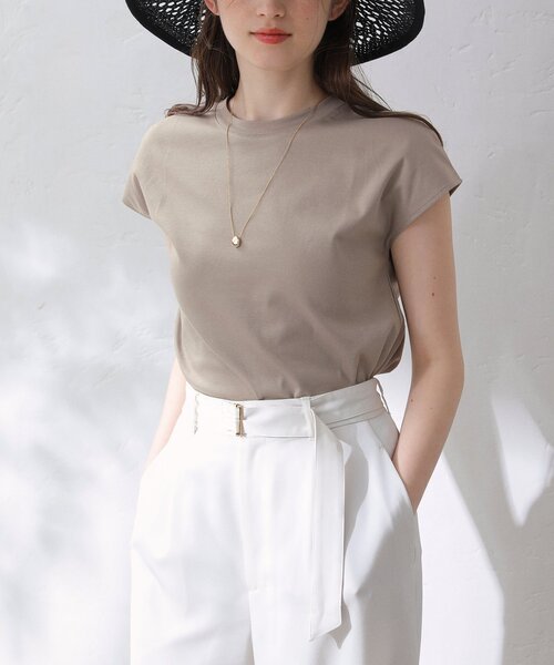 La TOTALITE（ラトータリテ）の「【洗える】スムースハイネックプルオーバー（Tシャツ/カットソー・レディース・ホワイト/ボルドー/ベージュ/ネイビー・FREE）」の2枚目の写真