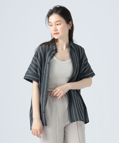 BEAMS HEART(ビームスハート)の「先染め ストライプ ボリューム シャツ(シャツ/ブラウス・レディース・チャコールグレー/オレンジ/ベージュ・FREE)」の10枚目の写真