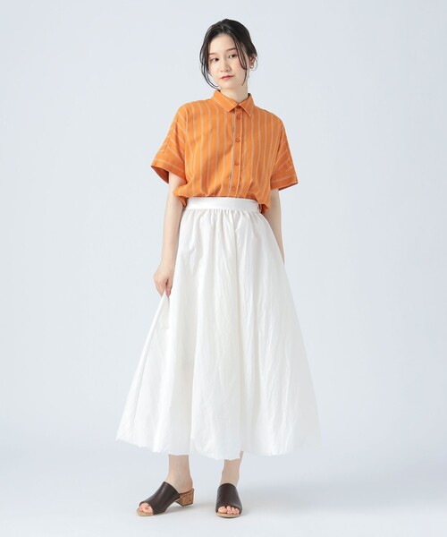 BEAMS HEART(ビームスハート)の「先染め ストライプ ボリューム シャツ(シャツ/ブラウス・レディース・チャコールグレー/オレンジ/ベージュ・FREE)」の12枚目の写真