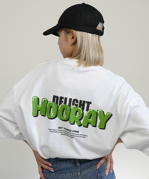 BASIS(ベイシス)の「バックデライトロゴ ビッグシルエット ユニセックス Tシャツ(Tシャツ/カットソー・レディース・ホワイト×グリーン/ホワイト×ブルー/ホワイト×ピンク・MEDIUM/LARGE)」の1枚目の写真