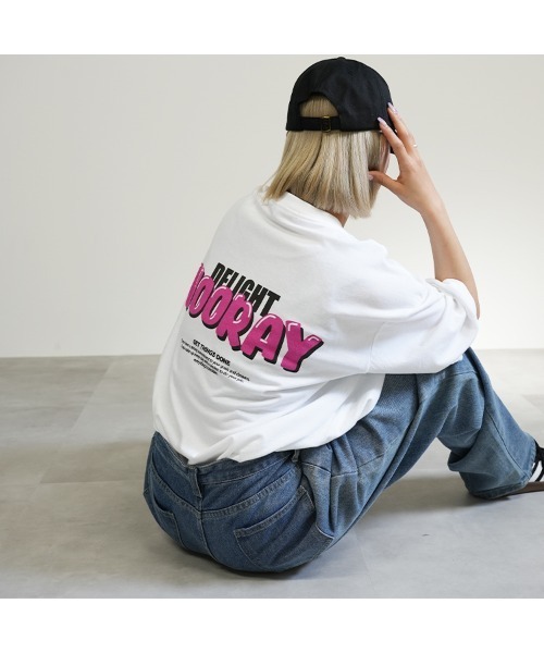 BASIS(ベイシス)の「バックデライトロゴ ビッグシルエット ユニセックス Tシャツ(Tシャツ/カットソー・レディース・ホワイト×グリーン/ホワイト×ブルー/ホワイト×ピンク・MEDIUM/LARGE)」の9枚目の写真