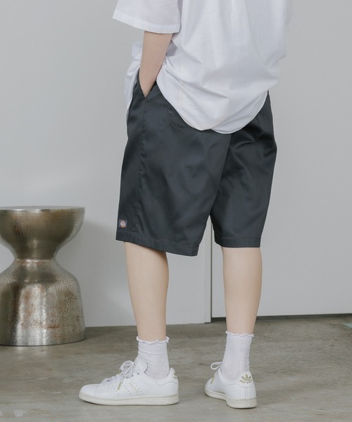 Dickies(ディッキーズ)の「【ROOPTOKYO別注】Dickies/ディッキーズ EASY WORK SHORTSイージーワークショーツ ショートパンツ ハーフパンツ 2026年 夏 夏服(チノパンツ・メンズ・ダークネイビー/ブラック/カーキ/チャコールグレー・S/M/L/XL)」の21枚目の写真