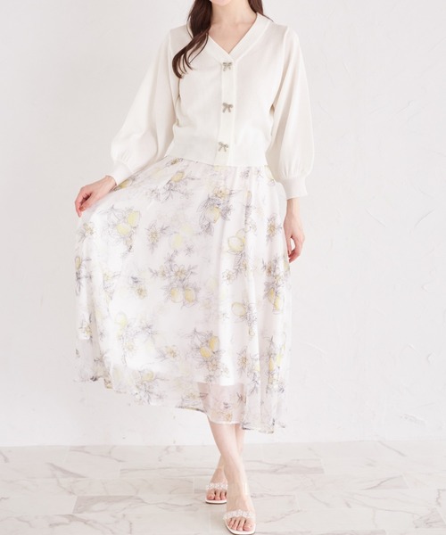 tocco closet(トッコ クローゼット)の「取り外し可能なビジューリボン付きカーディガン(カーディガン/ボレロ・レディース・ブラック/ホワイト/ピンク・M)」の4枚目の写真