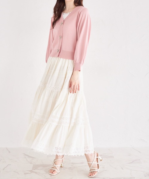 tocco closet(トッコ クローゼット)の「取り外し可能なビジューリボン付きカーディガン(カーディガン/ボレロ・レディース・ブラック/ホワイト/ピンク・M)」の15枚目の写真