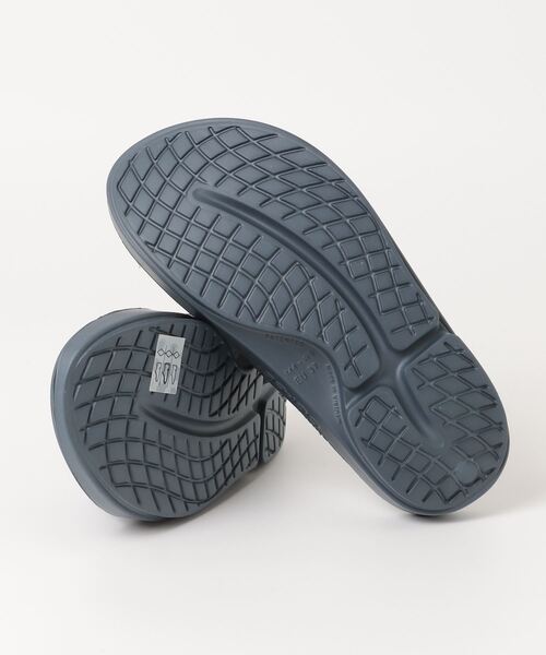 OOFOS ウーフォス★OOAHH LUXE SLIDE スライド サンダル 楽天市場】◇【国内正規販売店】[oomega-ooahh-luxe]OOFOS