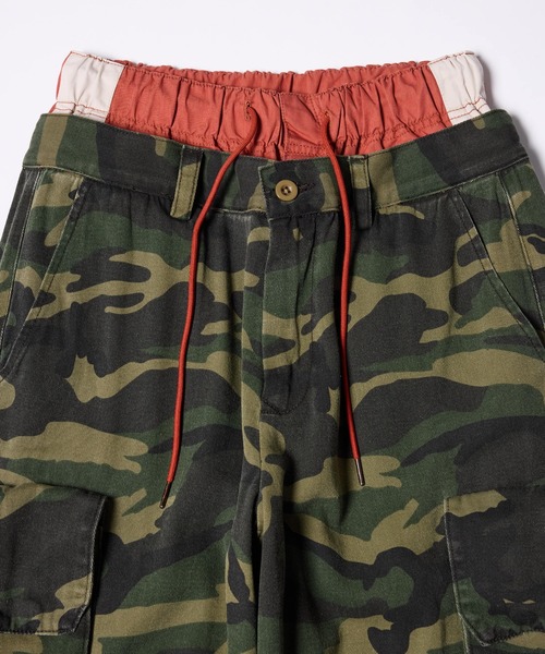 AIVER（アイバー）の「AIVER　カモレイヤードカーゴパンツ（カーゴパンツ・メンズ・チャコールグレー/カーキ・SMALL/MEDIUM/LARGE）」の13枚目の写真