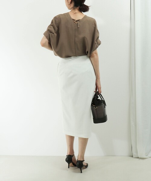 MICO COULIER(ミコクリエ)の「サップタンブラーシャツ(シャツ/ブラウス・レディース・キャメル/ラベンダー/チャコールグレー/グレイッシュベージュ・38)」の15枚目の写真