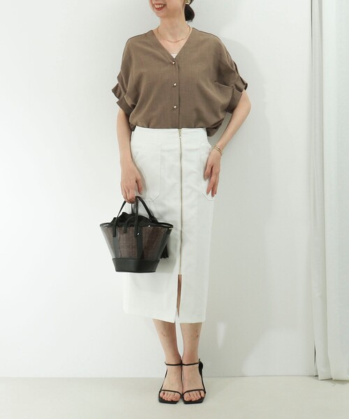 MICO COULIER(ミコクリエ)の「サップタンブラーシャツ(シャツ/ブラウス・レディース・キャメル/ラベンダー/チャコールグレー/グレイッシュベージュ・38)」の17枚目の写真