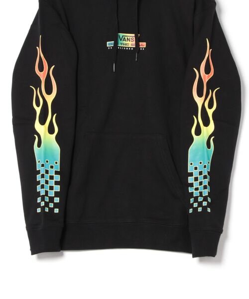 B'day(ビーデイ)の「VANS M GLOW FLAME プルPK VN0A541BBLK(パーカー・メンズ・ブラック・X-SMALL)」の14枚目の写真