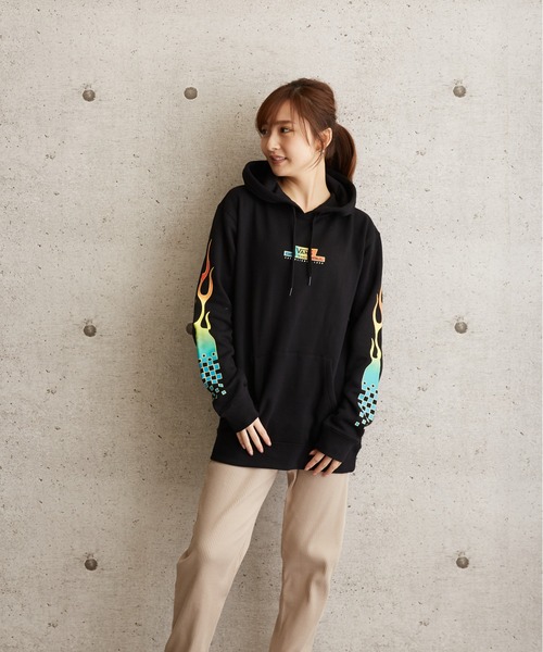 B'day(ビーデイ)の「VANS M GLOW FLAME プルPK VN0A541BBLK(パーカー・メンズ・ブラック・X-SMALL)」の6枚目の写真