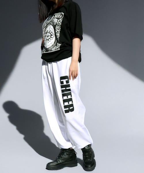 CHEER(チアー)の「サイドプリントルーズフィットスウェットパンツ(スウェットパンツ・レディース・ブルー/グリーン/ホワイト・S/M/L)」の13枚目の写真