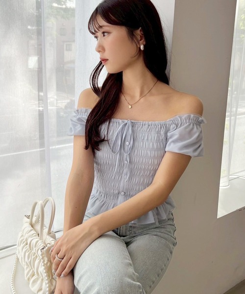 one after another NICE CLAUP（ワンアフターアナザーナイスクラップ）の「シャーリングブラウス（シャツ/ブラウス・レディース・ブラック/ホワイト/サックスブルー・FREE）」の21枚目の写真