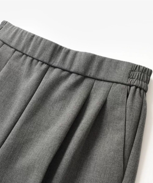 Beststore(ベストストア)の「エステルストレッチストレッチ センタープレス テーパードパンツ(スラックス・レディース・ホワイト/ブラック/グレー・S/M/L/XL)」の10枚目の写真