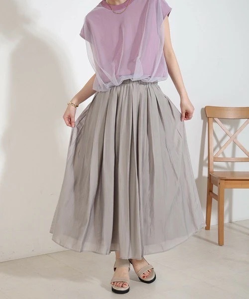 Bou Jeloud（ブージュルード）の「パンチングレザータックフレアスカート（スカート・レディース・グレー/ブラック/レッド・FREE）」の5枚目の写真