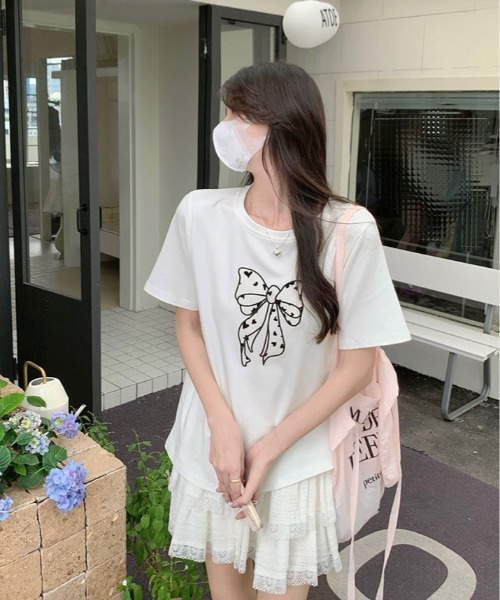 kirakiraShop(キラキラショップ)の「リボン 刺繍 デザイン Tシャツ(Tシャツ/カットソー・レディース・ブラック/グレー/ホワイト・FREE)」の6枚目の写真