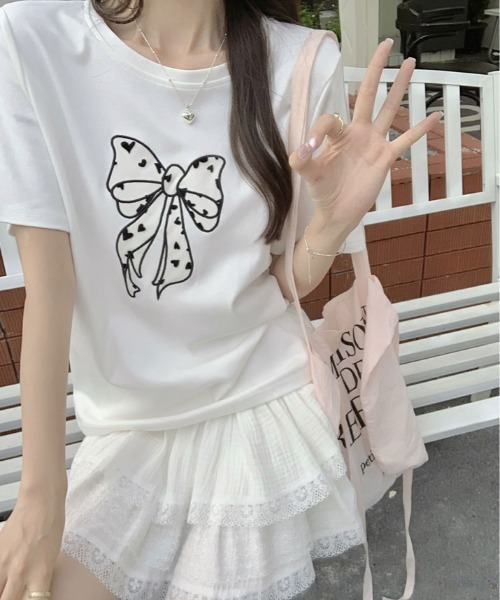 kirakiraShop(キラキラショップ)の「リボン 刺繍 デザイン Tシャツ(Tシャツ/カットソー・レディース・ブラック/グレー/ホワイト・FREE)」の4枚目の写真