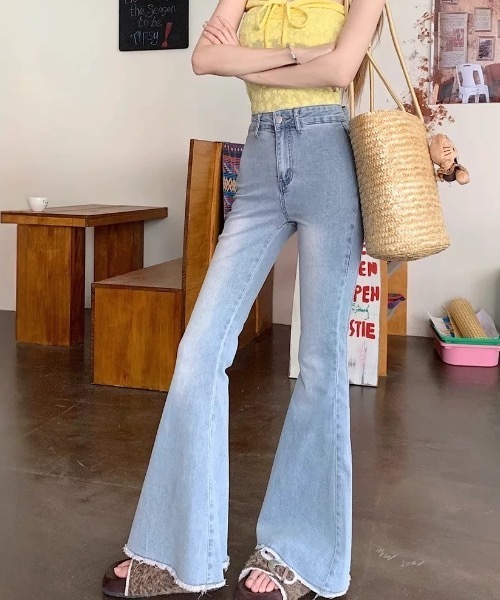 FUNdaysion(ファンデイション)の「バックリボンフレアデニムパンツ(デニムパンツ・レディース・サックスブルー・S/M/L)」の9枚目の写真
