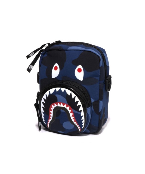 A BATHING APE（アベイシングエイプ）の「COLOR CAMO SHARK MINI
