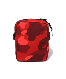 A BATHING APE（アベイシングエイプ）の「COLOR CAMO SHARK MINI BAG
