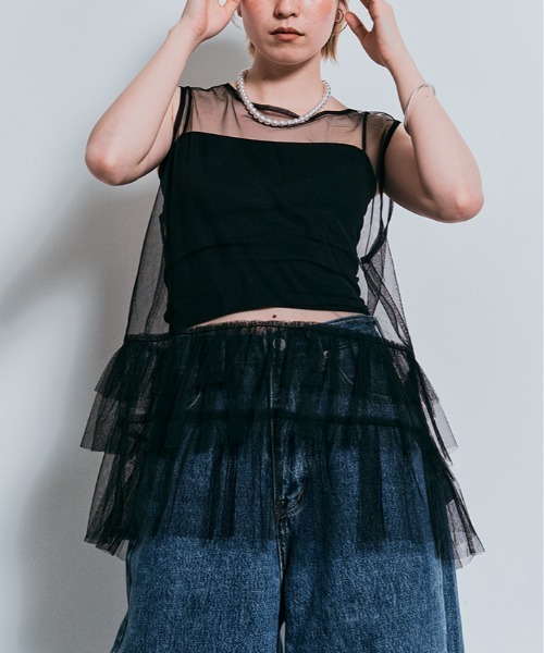 W:Huku(フーク)の「ソフトチュール ティアード ペプラム シアー トップス / ノースリーブ 袖なし(タンクトップ・レディース・オフホワイト/ブラック・FREE)」の4枚目の写真