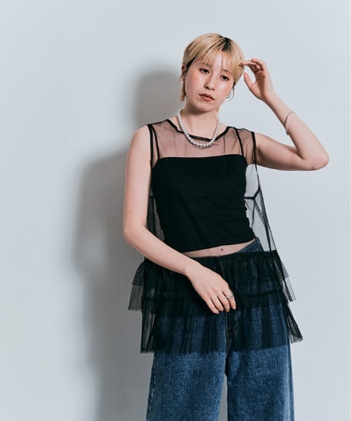 W:Huku(フーク)の「ソフトチュール ティアード ペプラム シアー トップス / ノースリーブ 袖なし(タンクトップ・レディース・オフホワイト/ブラック・FREE)」の20枚目の写真