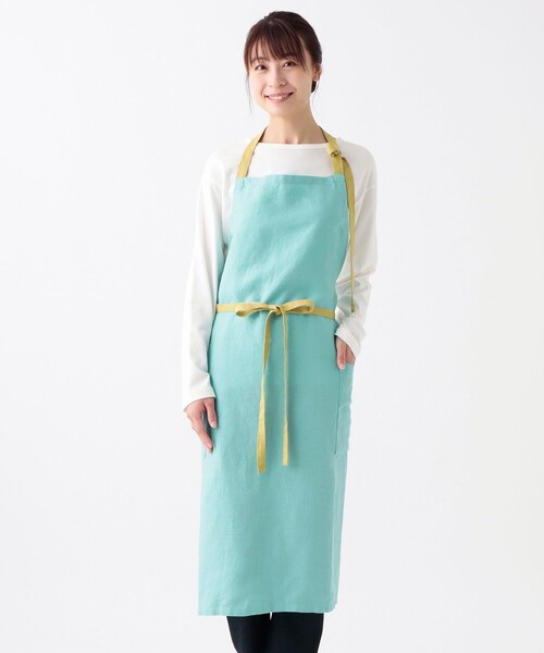 Afternoon Tea（アフタヌーンティー）の「リネンエプロン（エプロン・レディース・ベージュ/オレンジ/ブルー・ONE SIZE）」の2枚目の写真