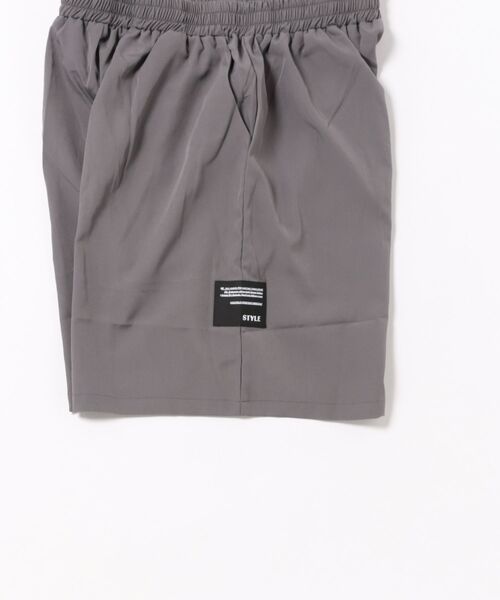 CERCA（チェルカ）の「【NOWLE】リラックスフィット オープンカラー 半袖シャツ＆ハーフパンツ サマー セットアップ（セットアップ・メンズ・ブラック/グレー・MEDIUM/LARGE）」の4枚目の写真