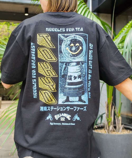 BILLABONG(ビラボン)の「BILLABONG メンズ DESTINATION TOKYO Tシャツ 【2025年秋冬モデル】/ビラボンバックプリント半袖Tシャツ(Tシャツ/カットソー・メンズ・ホワイト/ブラック・MEDIUM/X-LARGE/LARGE)」の1枚目の写真
